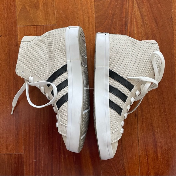 Adidas Courtvantage High Top (cream/black) - Picture 2 of 5